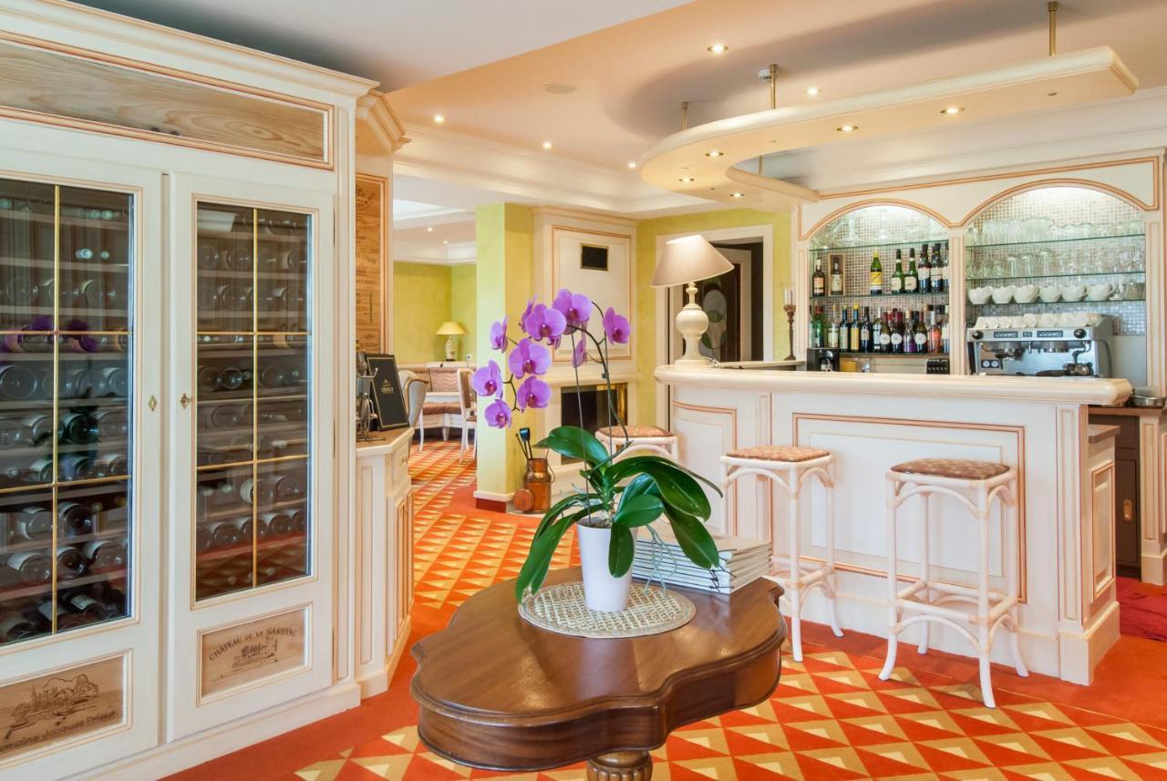 Au Gay Sejour Hotel Фаверг Екстериор снимка