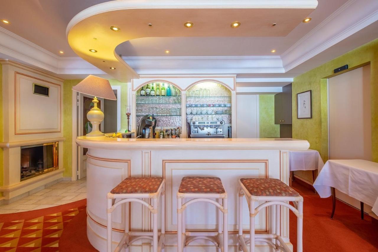 Au Gay Sejour Hotel Фаверг Екстериор снимка